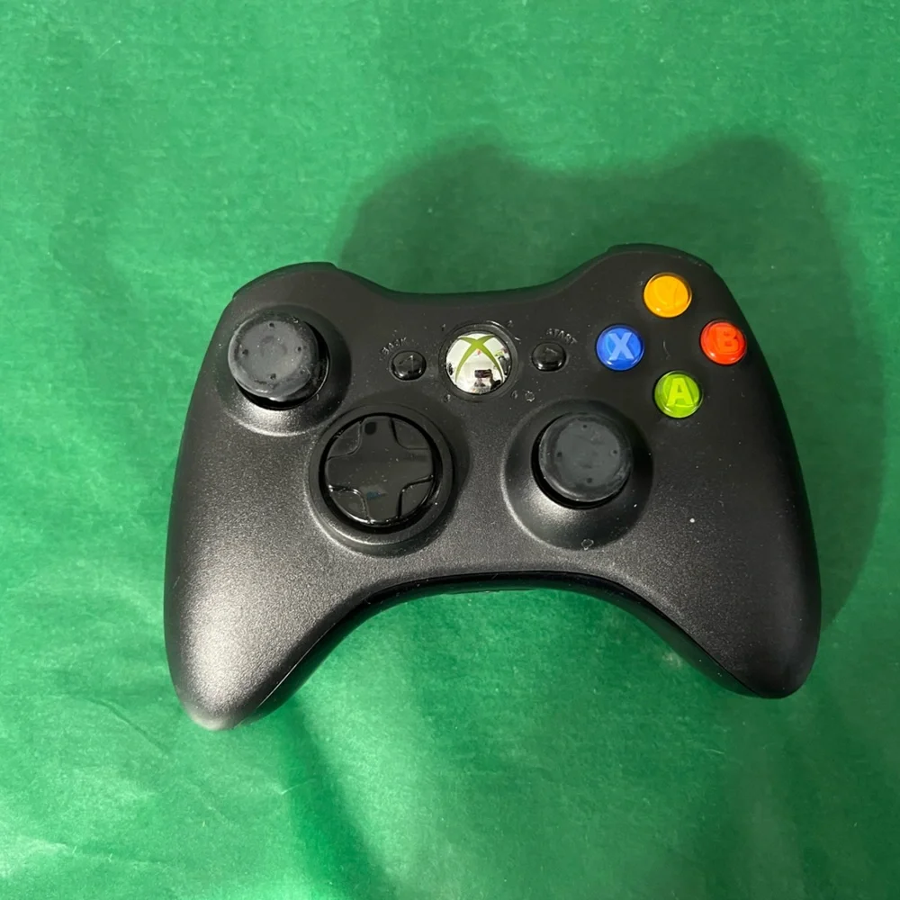 Xbox 360 NYKO game controller black unused